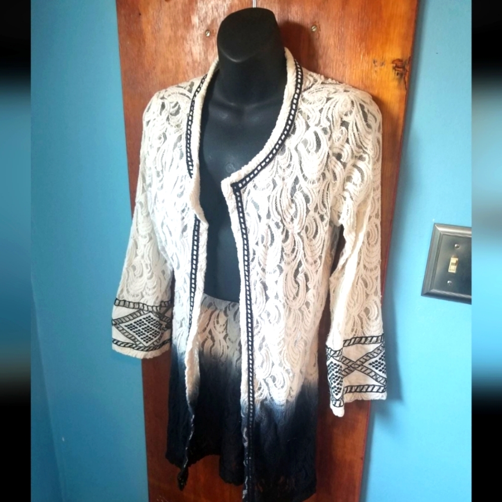 Gimmicks by BKE Cardigan